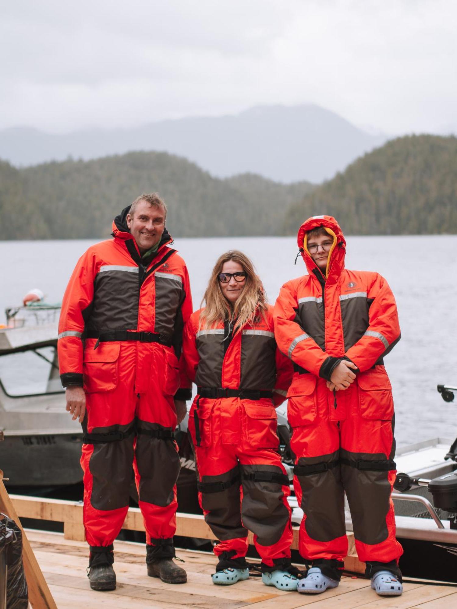 Lunar Cove Inn Charters And Tours Tofino Esterno foto